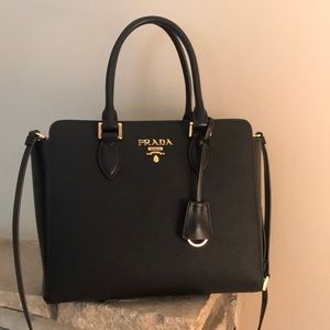 prada saffiano soft c